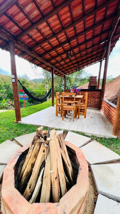 Casa Sabia No Sitio Falk No Coracao Do Circuito Caravaggio Villa Santa Teresa  Dış mekan fotoğraf